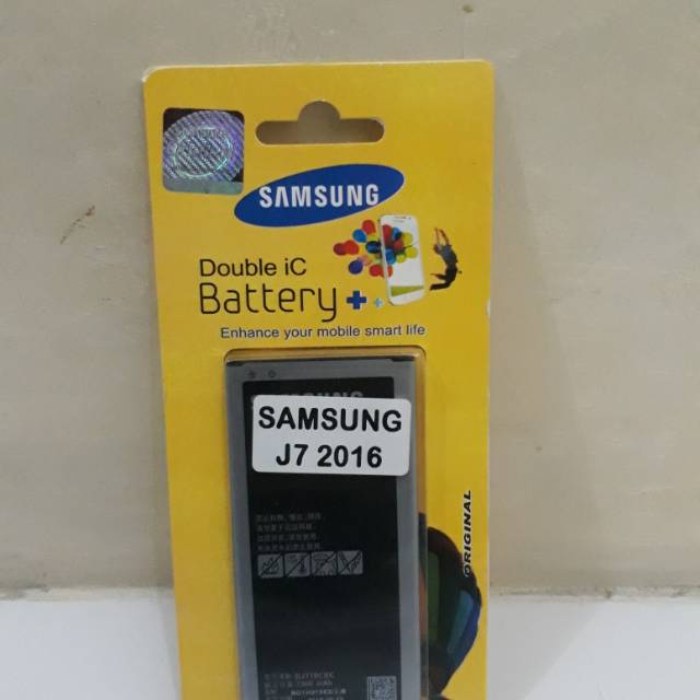Baterai Samsung J7 2016