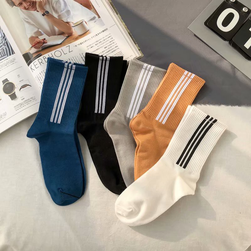 Kaos Kaki Panjang Model High Top Gaya Korea Untuk Pria Kaos Kaki Panjang Model High Top Gaya Korea Untuk Pria