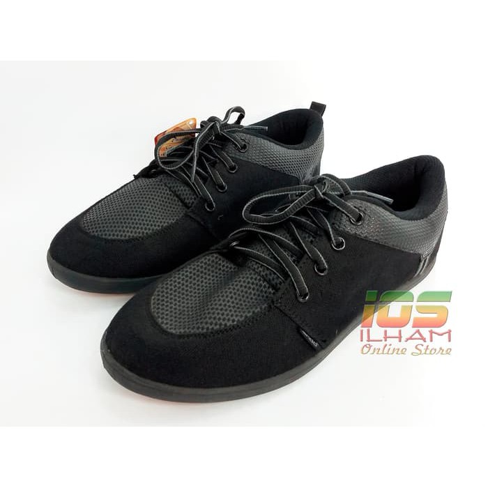 Sepatu Ando Amoda Size 38-42 Hitam