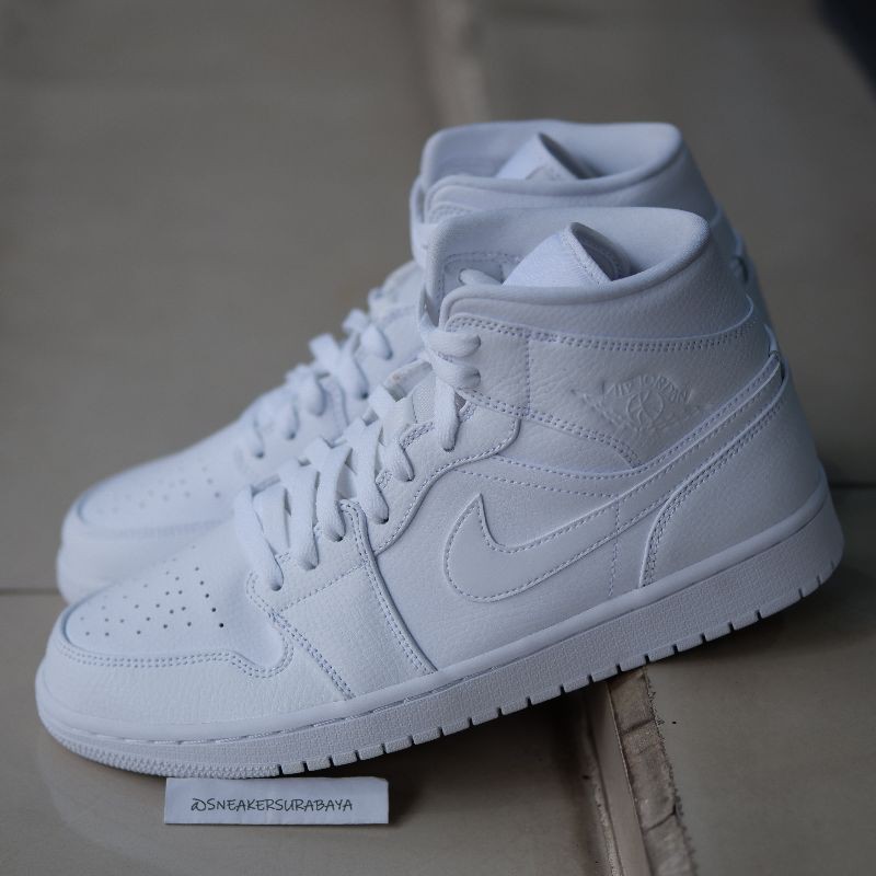 mid white jordan 1