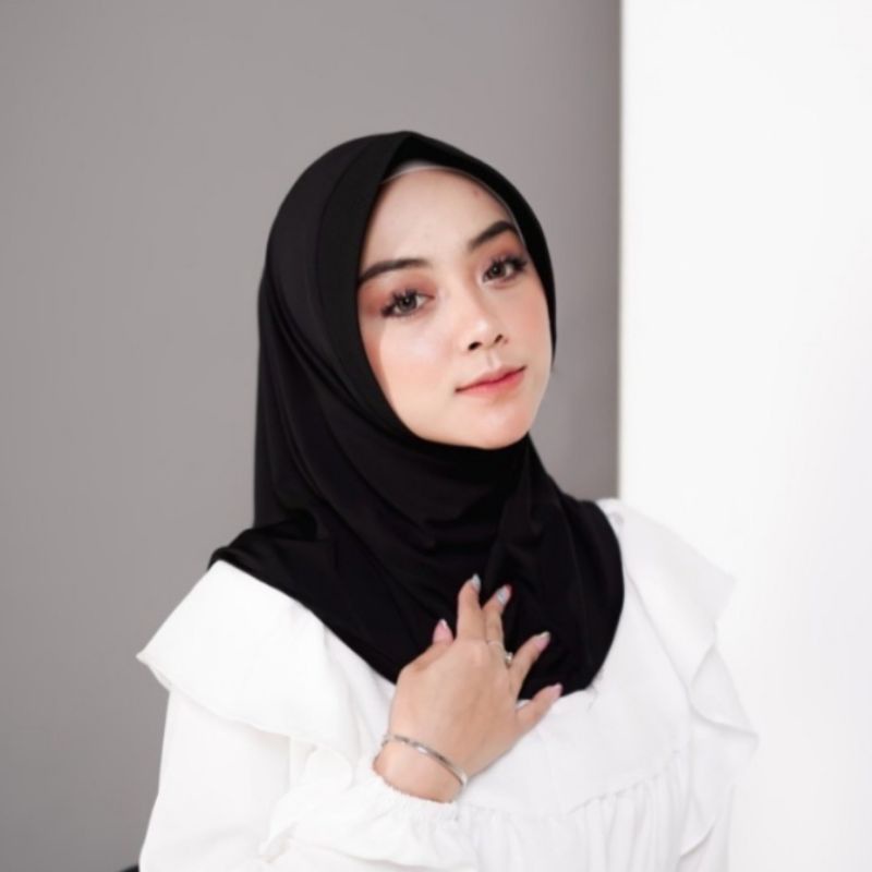 Jilbab sporty  hijab instant - hijab sporty pet bahan jersey