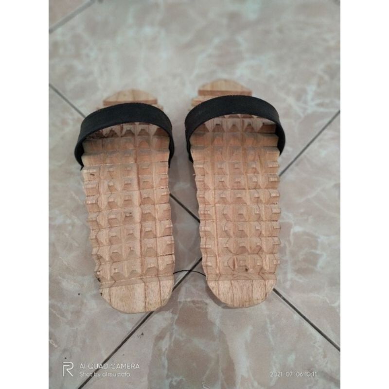 Sandal bakiak rematik kayu/ terompah kayu / sandal kesehatan