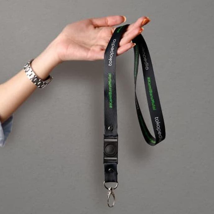 

Lanyard Kami Baru Mulai