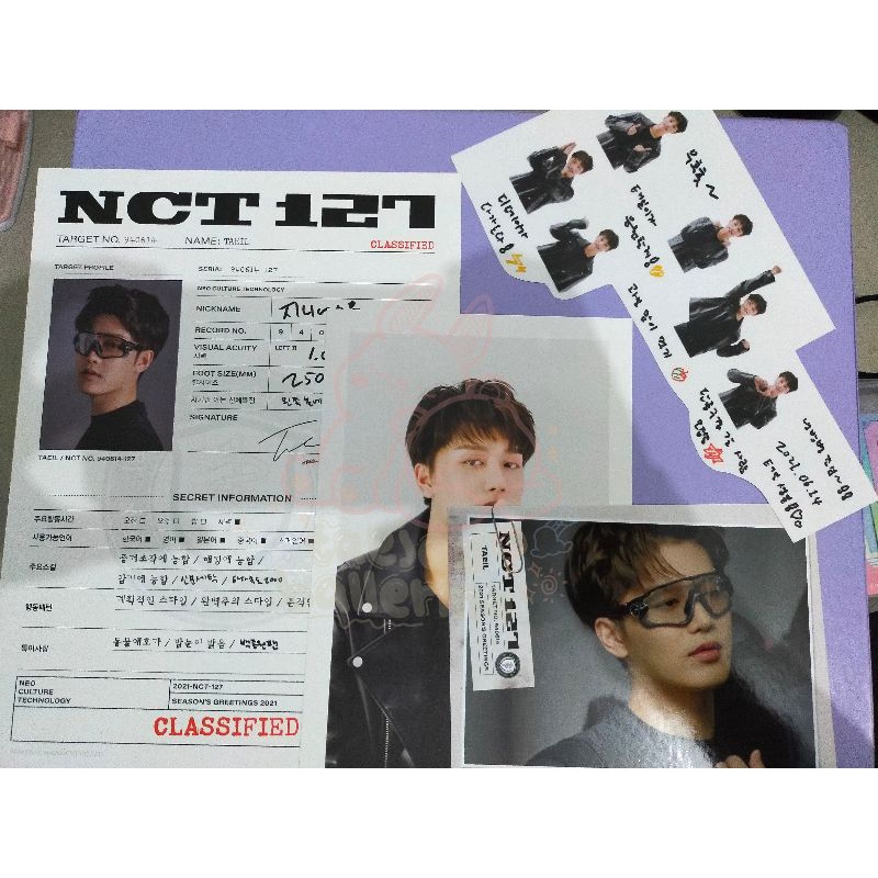 

Season Greeting's 2021 NCT 127 Taeil set