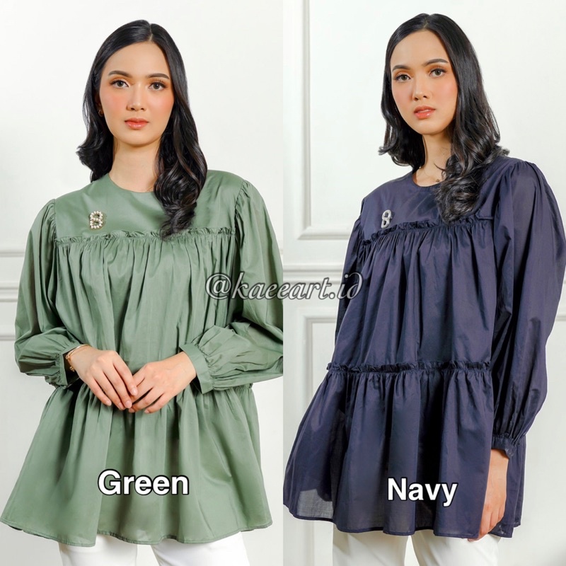 Ready ivy blouse size S M benang jarum by buttonscarves