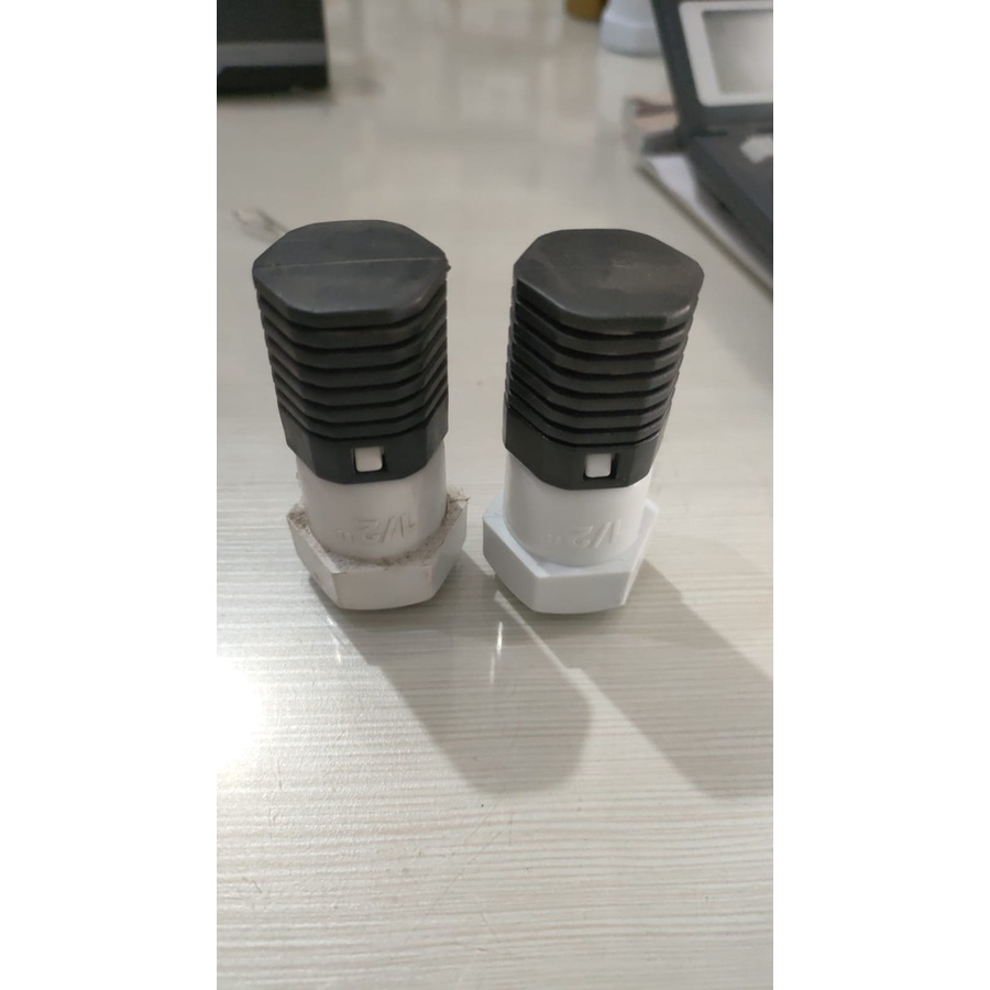 Tusen Klep 1/2" atau 1" Inch PVC / Foot Klep Valve PVC