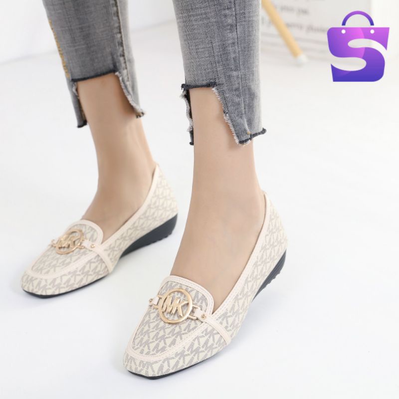 SEPATU WANITA LOAFERS SHOES Y318/138