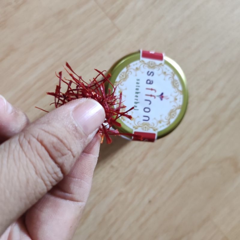 

Helain : Putik bunga Saffron safron kuma-kuma super negin Afganistan asli original bersertifikat