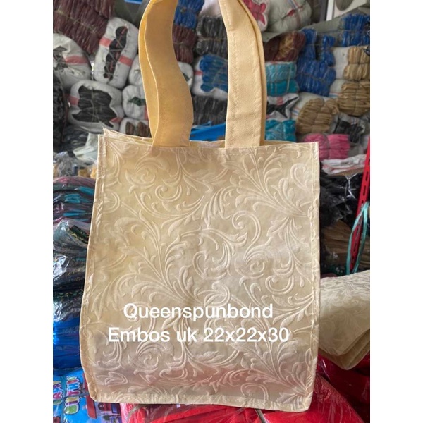 HARGA LUSIN ISI 12 BIJI-TAS HAJATAN EMBOS BOX NASI TEBAL 70 GSM ASLI BERTEKSTUR TIMBUL &gt; PREMIUM 22x22x30 pxlxt