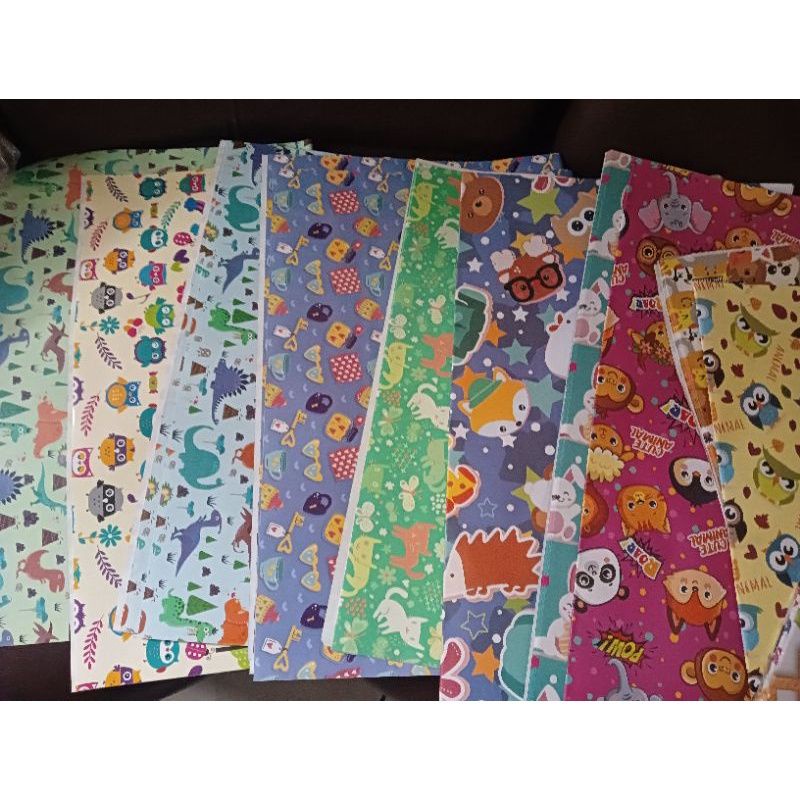 

Kertas Kado Bungkus Kado Packing Kado + Kartu Ucapan