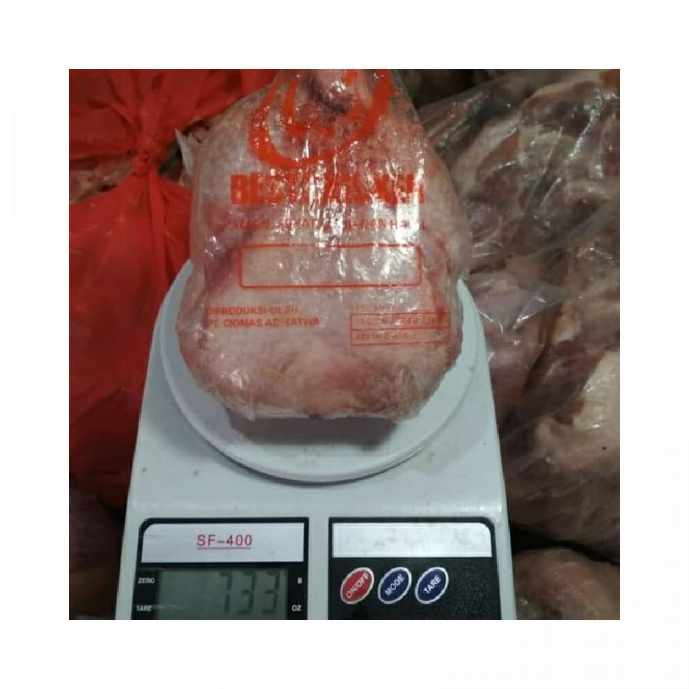 

Daging Ayam Broiler Karkas Frozen 0.8 - 0.9 8ons - 9ons 800 - 900