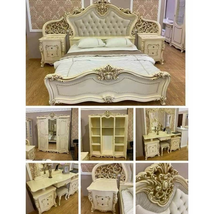 Set Kamar Tidur Jati 1 Dipan 1 lemari pintu 2 Nakas Dan 1 Meja Rias Ukiran Jepara Jateng