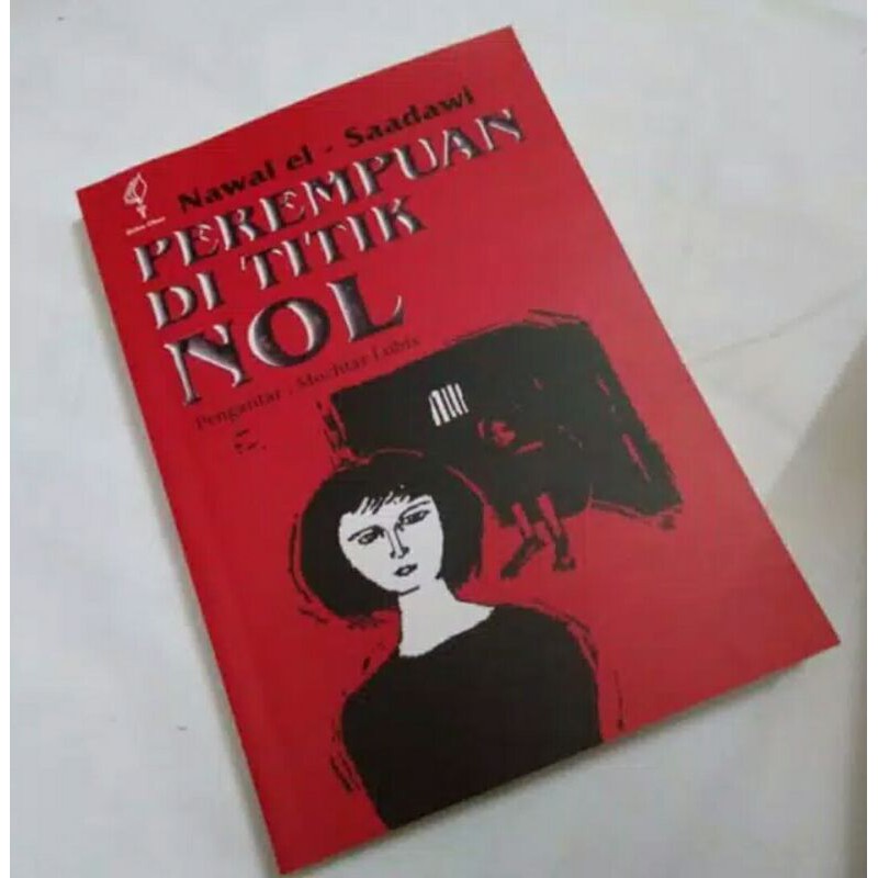 Perempuan di titik nol