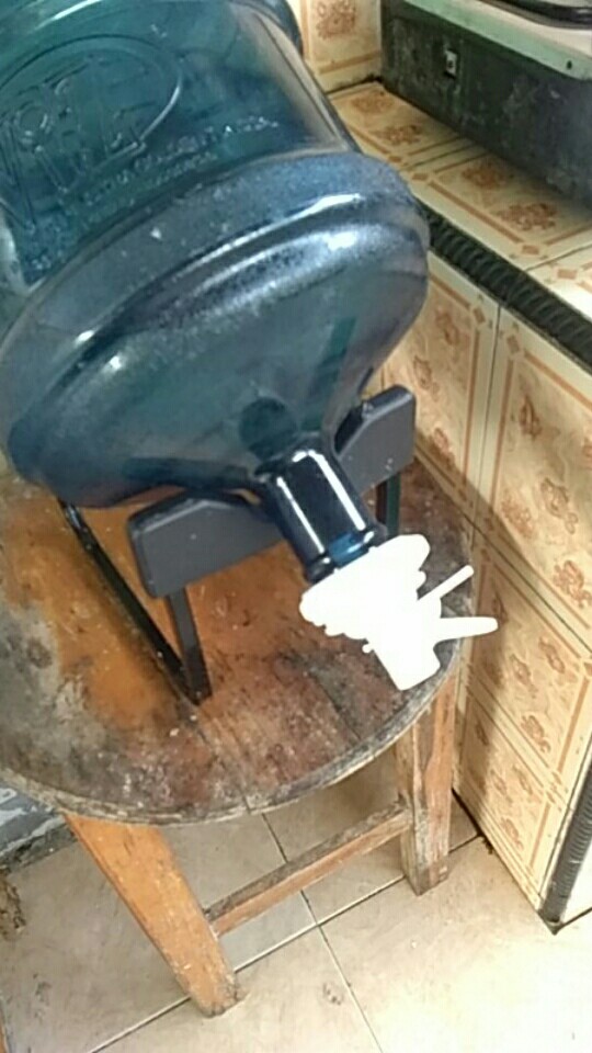 Kran / Keran Galon / Tutup Botol Galon / Serbaguna Termurah / Keran Galon Minum