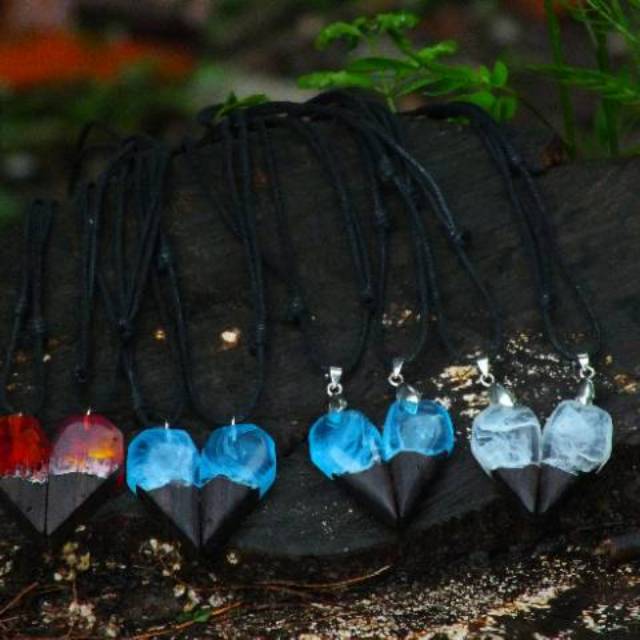 Kalung couple unik kalung murah kalung kayu resin