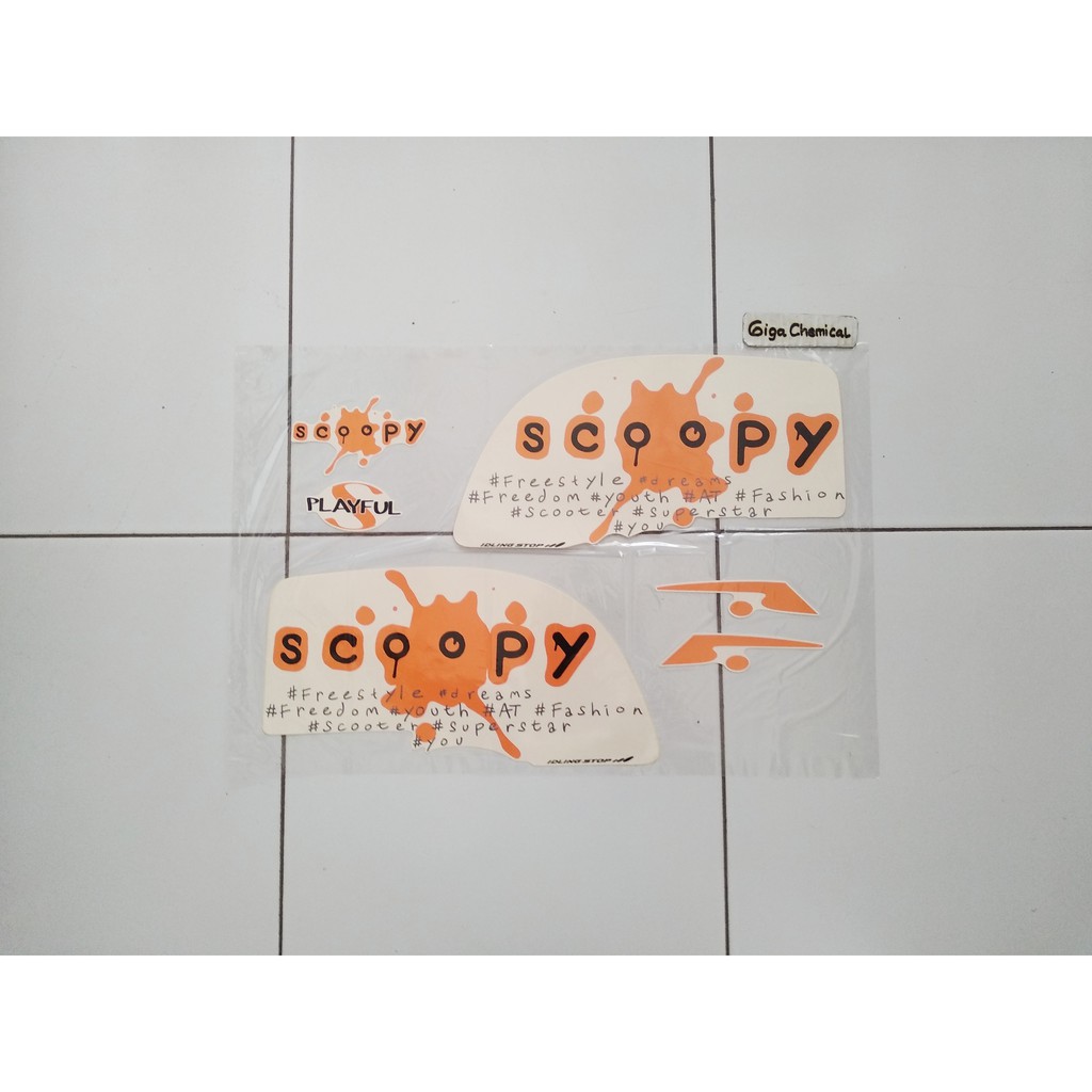 Striping stiker lis motor scoopy playful 2017 2018 putih orange original