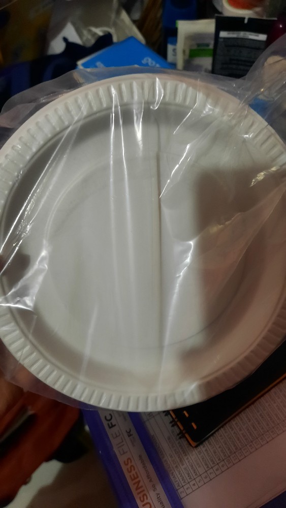 @50pcs Piring Plastik P7 Ukuran Sedang / Piring Pesta Sekali Pakai Putih Susu