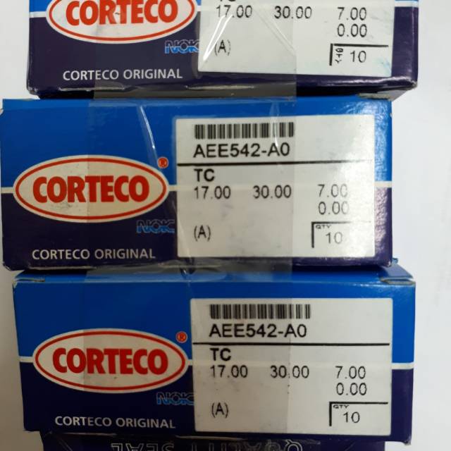 

Oil seal TC 17x30x7 NOK