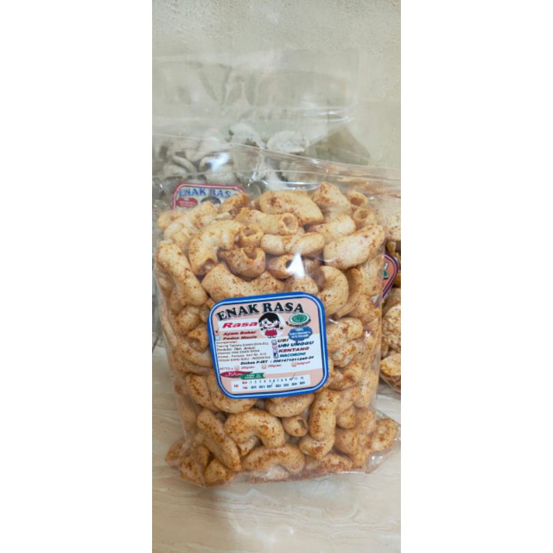 

Snack Kerupuk Makaroni