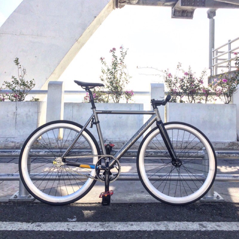 Sepeda Full Bike Fixie Fixed Gear Frame Tsunami SNM100 Fork Alu Carbon