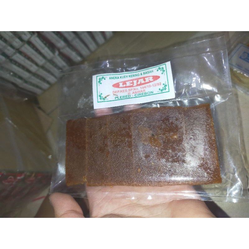 

Dodol Wajik Manis Legit Rasa Sirsak Khas Kota Cirebon