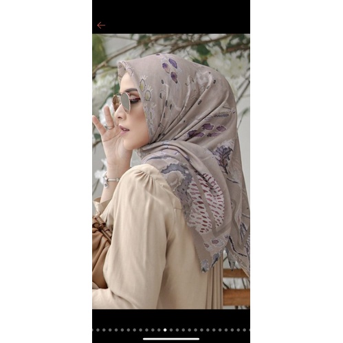 Buttonscarves As Is Item Minor Reject Sale Hydrangea british Le costa Louvre Asoka Fiore