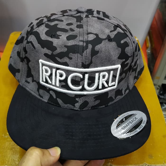 topi ripcurl snapback camo 001