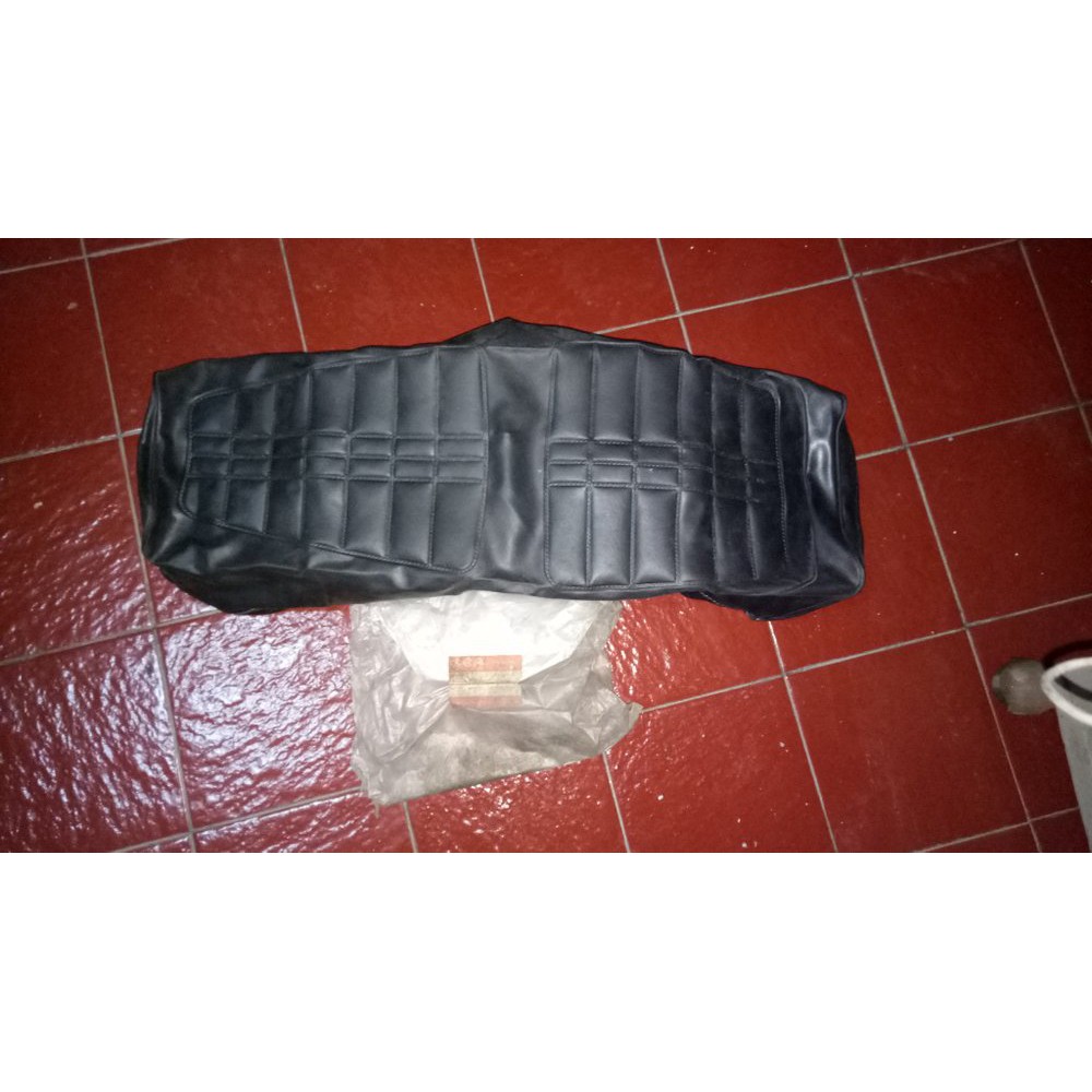 cover sadel jok suzuki trs original baru  bac3242