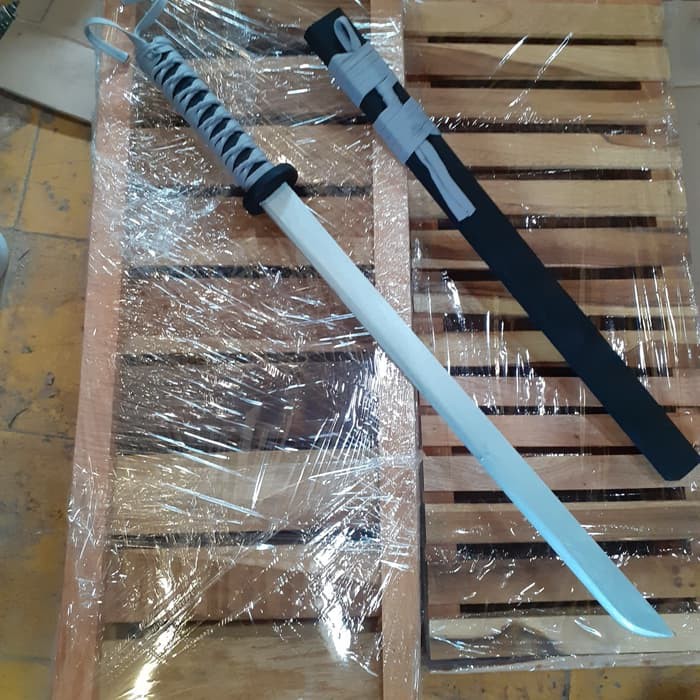 mainan pedang samurai kayu premium 81cm plus sarung bilah silver
