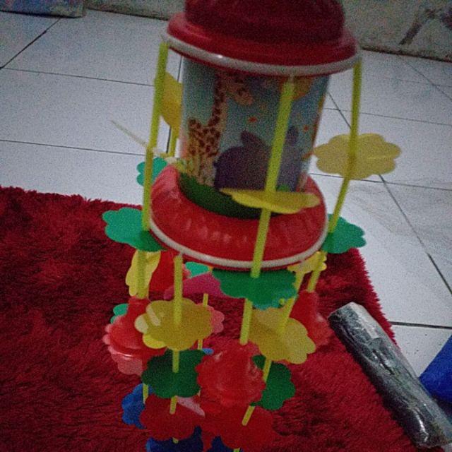 Gantungan Merry Go Around