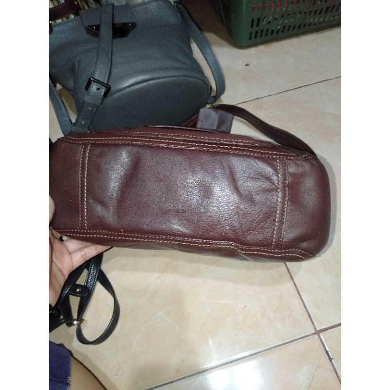 preloved tas FRANCESCO BIASIA 100% kulit asli ( boleh di tawar tawar ya kak)