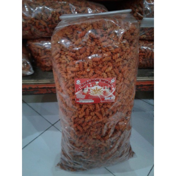 

makaroni spiral balado kacang gurih usus krispy makaroni asin kedelai asin