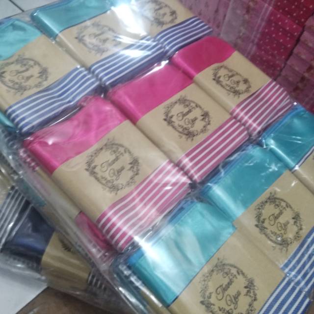 Souvenir pouch salur kecil / dompet cantik /pouch murah /dompet souvenir salur /pouch murah