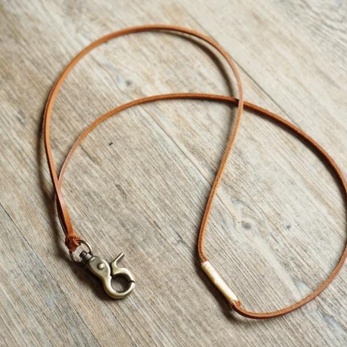 

BISA BAYAR DITEMPAT Tali Kalung ID Card Holder / Lanyard Kulit - Slim Tan TERUJI Kode 305