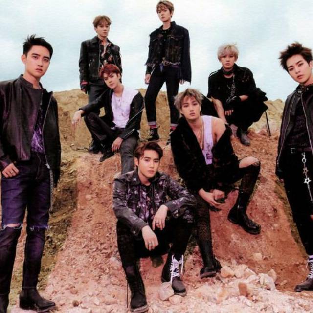 Jastip postcard love shot w/ yochi