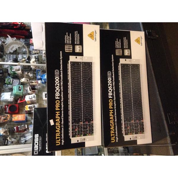Equalizer Behringer FBQ 6200 HD