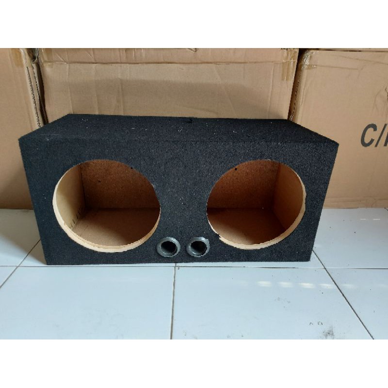 Box speaker 8in double. box kayu karpet 8in double