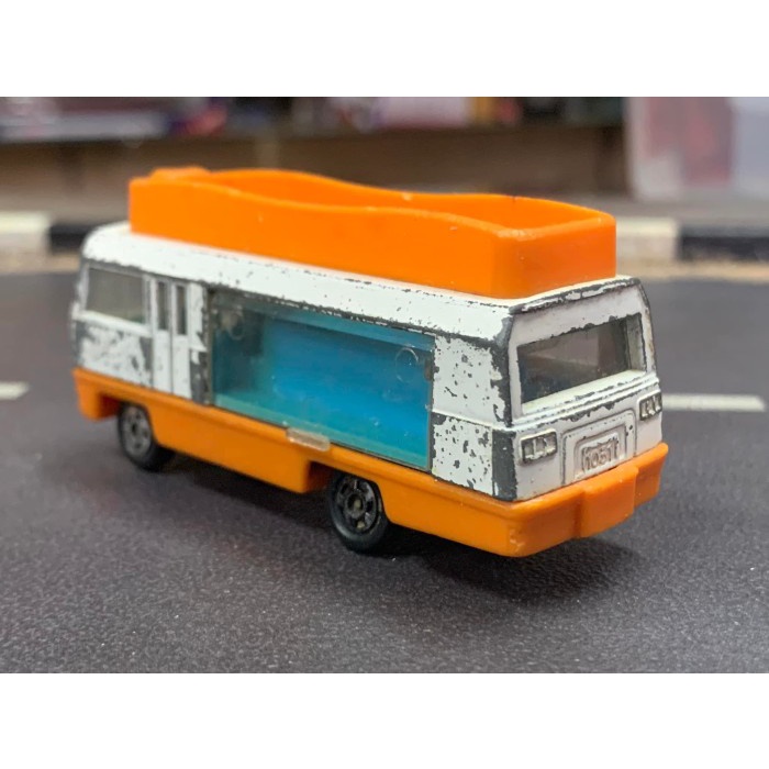 Vintage Tomica 62 Isuzu Journey Q Bookmobile Made in Japan No Box #2