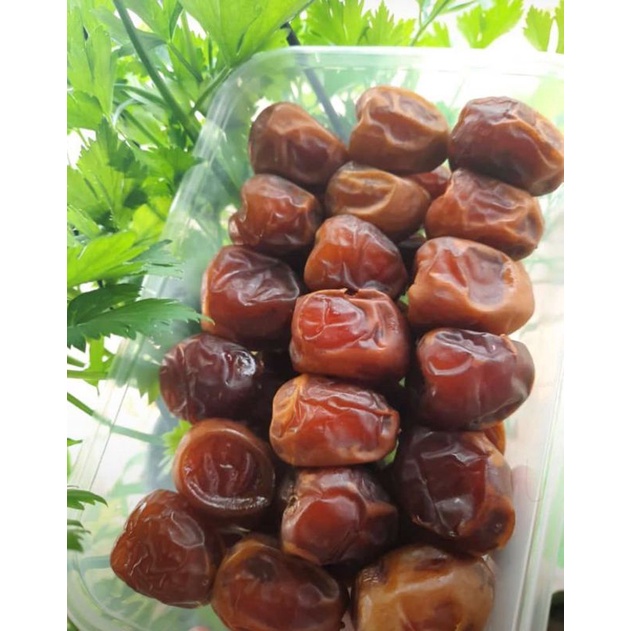 

kurma Sukari(kurma raja)