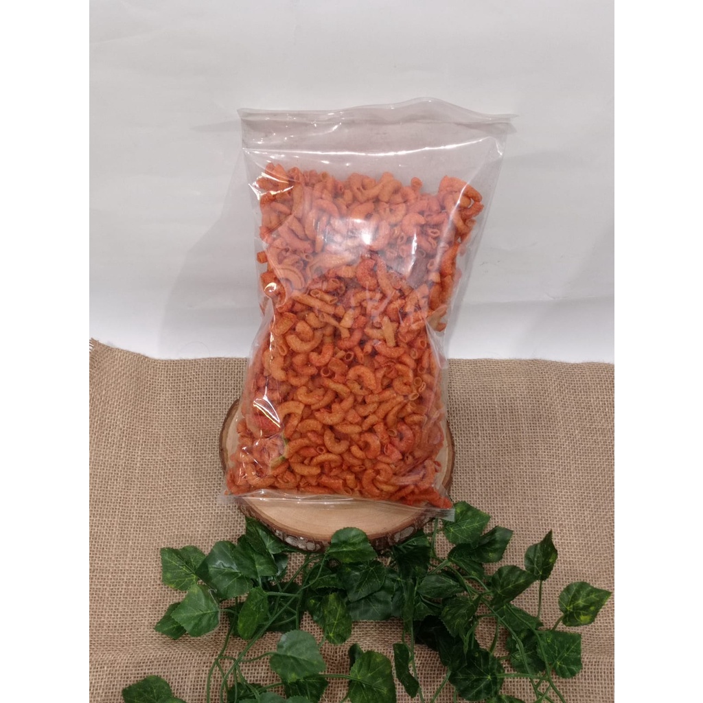

Snack Makaroni Merah Pedas Gurih