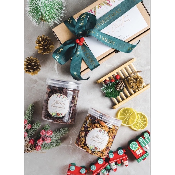 

Nomi Nolla Xmas Hamper Snowy