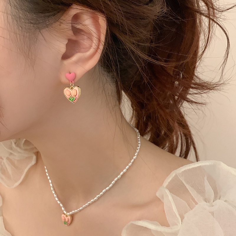 Anting Tusuk Motif Bunga Tulip Untuk Wanita