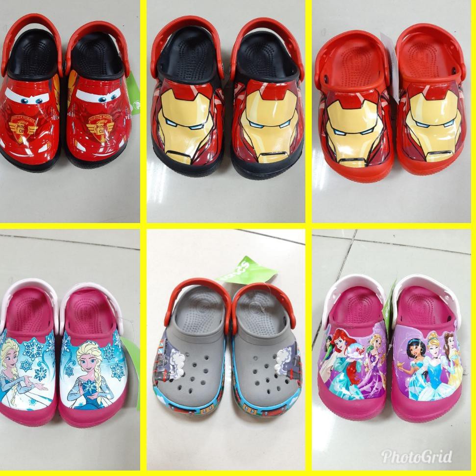 (CODE WD5640) Crocs Led & Fun Lab Minion, Train, Tractor, Batman, Iron Man, Cars, Frozen for kids ♡