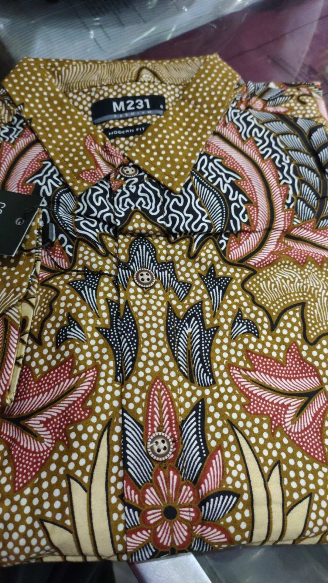 M231 Kemeja Pria Batik Panjang Coklat 1491b