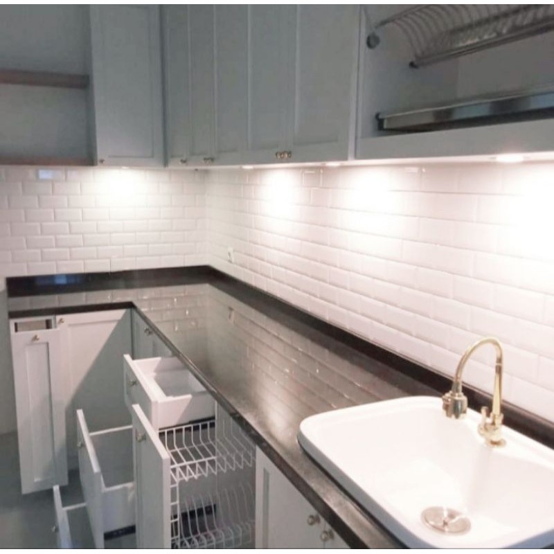 kitchenset minimalis/lemari dapur/rak dapur hpl