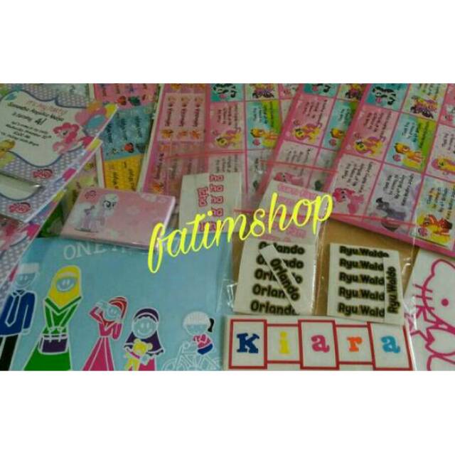 

Stiker nama Cutting / Label Nama Waterproof / cutting stiker Nama 1 Warna / Stiker Nama Anti Air