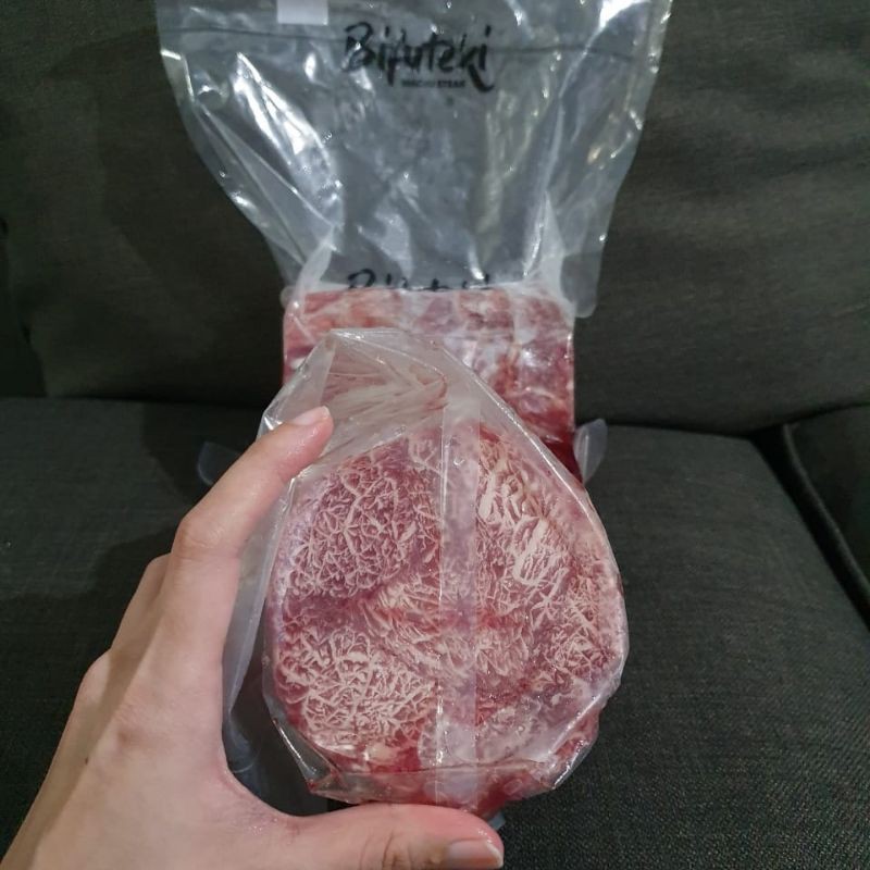 

Bifuteki Tenderloin Wagyu Steak 1 kg