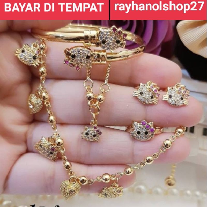 PERHIASAN ANAK TITANIUM GOLD MATA HITAM KEPALA SATU GELANG TANGAN KOLONG FLEKSIBEL