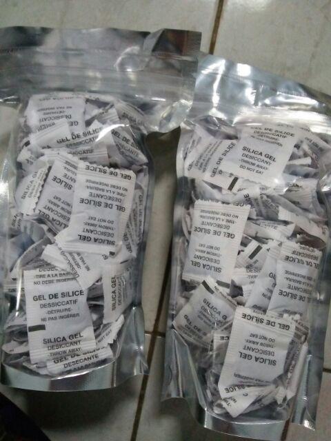 SILICA GEL BLUE GRADE A ISI 100 SACHET | Shopee Indonesia