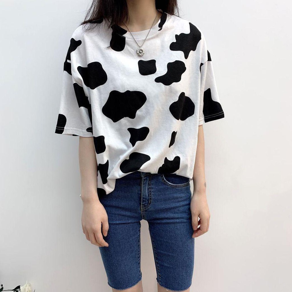 Oversize Tee Tshirt Wanita Model Longgar Motif Sapi